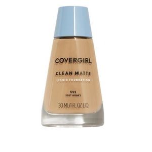 ⚜️3/$25⚜️🛍COVERGIRL CLEAN MATTE FOUNDATION- SOFT HONEY 555🛍